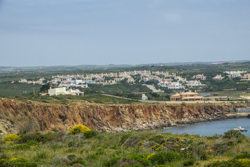 Falaises au sud du Portugal en Algarve - 206017369