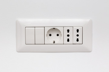 Modular socket composed by three power outlet and two switches