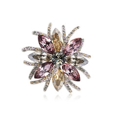 Fototapeta premium Diamond brooch isolated on white