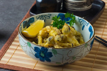 shimeji karaage, japanese deep fried mushroom