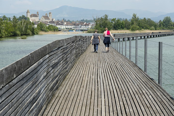 Holzsteg von Rapperswil nach Hurden, beim Seedamm, Zürichsee, Schweiz