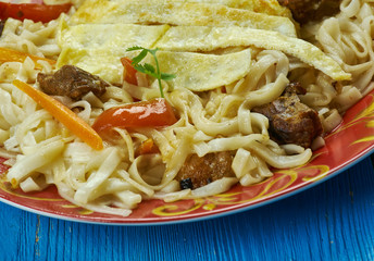 Uzbek Qovurma lagmon