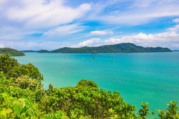 Fototapeta premium panorama ocean view and blue sky and clound background