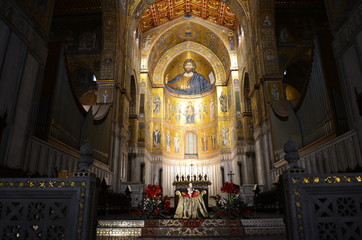 Fototapeta premium Interior of Duomo di Monreale, Sicily