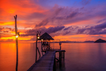 Fototapeta na wymiar Colorful sunset on the sea in Koh Mak island, Trat province, Thailand.