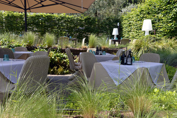 Ristorante in giardino