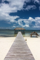 Einsamer Steg in Karibik