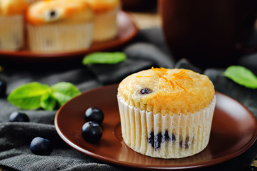 Blueberry muffins with lemon glaze