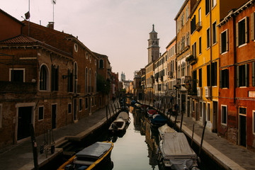 Kanały Wenecji © Bartosz