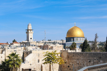 Widok na ścianę płaczu i meczet w Jerozolimie - obrazy, fototapety, plakaty