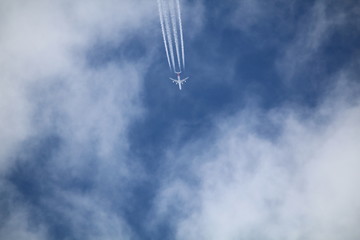 viajando entre las nubes