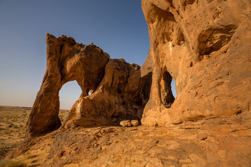 Beautiful elephant shaped rock arch in Sahara rock formation – Elephant Rock, Mauritania