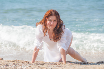 Bajo el mismo sol. Pelirroja. Sesión Ibiza 2007 