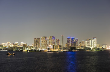 レインボーブリッジから望む湾岸ｴﾘｱの夜景