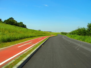 Fototapeta premium サイクリング道路のある風景