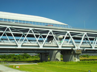 Fototapeta na wymiar 葛飾大橋と東京外環自動車道風景