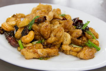 Fried Chicken with Cashew Nut