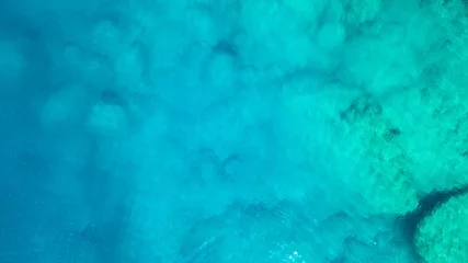 Fototapete Meer / Ozean Luftbild auf dem Meer. Schöne natürliche Meereslandschaft zur Sommerzeit