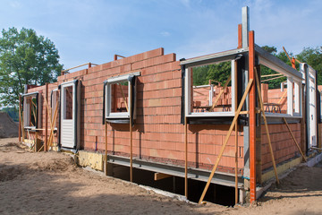 Fototapeta na wymiar Construction site with new house