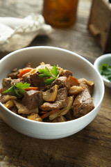 Beef stew with quince