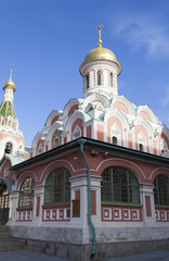 Fototapeta na wymiar Ancient Russian buildings