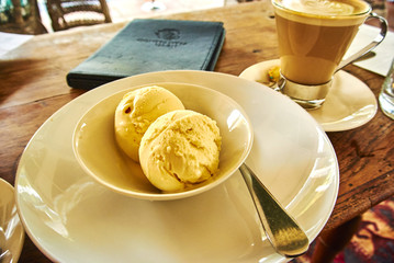Coffee and ice cream in Constantia, Cape-Town