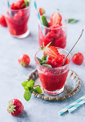 Erdbeer-Sorbet - lecker, erfrischend, fruchtig!