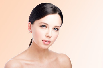 Obraz premium Beauty portrait of a beautiful young woman. Tender look. Perfect makeup
