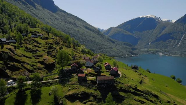 Otternes is a farm village located halfway between Aurland and Fl&aring;m. The settlement comprises 27 dwellings and is beautifully situated with views of Aurlandsfjord. 
