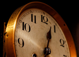 Fototapeta na wymiar Classic vintage clock