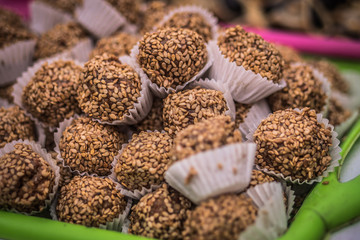 Dulces marroquíes con semillas