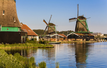 Naklejka premium Historic windmills of Zaanse Schans at Amsterdam, Netherlands