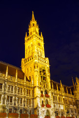 Fototapeta na wymiar Night view of New Town Hall on Marienplatz in Munich, Bavaria