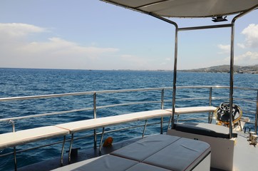 Tour en goélette au large du port de Kos (Dodécanèse-Grèce)
