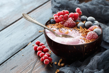 Wild berries smoothie bowls