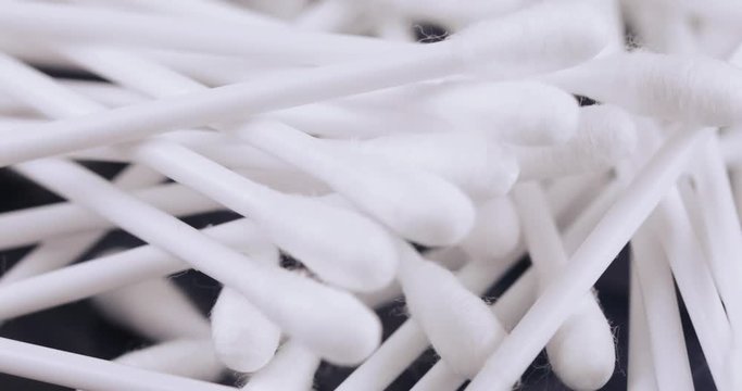 Cotton sticks in bulk