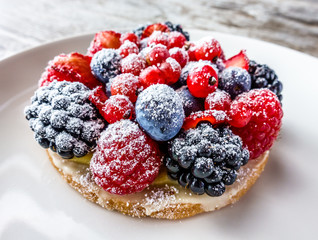 cake with berries