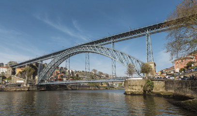 Fototapeta na wymiar Dom Luis I Bridge