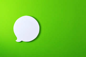 circle text bubble on green background - 206380587