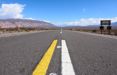 Carretera por el camino Inca