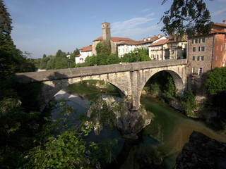 Fototapeta premium Cividale del Friuli mit Teufelsbrücke