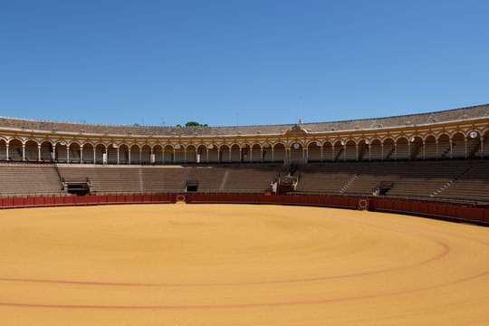 Stierkampfarena von Sevilla, Spanien (Andalusin)