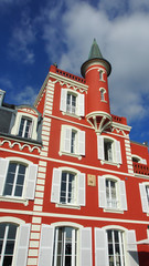 Obraz premium Historische Hotelarchitektur in Le Crotoy, Picardie, Nordfrankreich