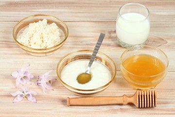 Anti aging face mask from rice, honey and milk /  Favorite  Japanese facial mask from boiled rice, one spoon of honey and hot milk.