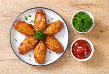barbecue chicken wings with white sesame