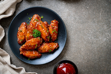 barbecue chicken wings with white sesame
