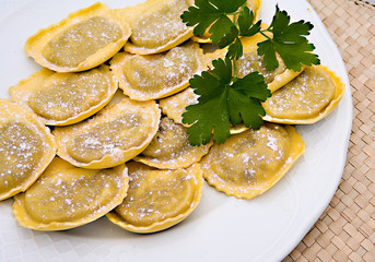 Raviolis redondos
