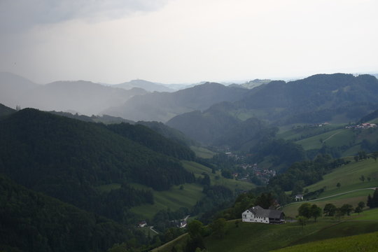 Laussa, Dorf, Tal, Ober&ouml;sterreich, Traunviertel, Steyr, Steyr Land, Wald, Haus, Siedlung, H&uuml;gel, Laussabach, Wetter, Unwetter, Regen, Sturm, Fr&uuml;hling, Sommer