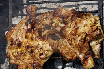 Poulet grillé à la braise