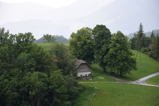 Ober&ouml;sterreich, Laussa, Spadenberg, Plattenberg, Landwirtschaft, Bauernhof, Sacherl, Stra&szlig;e, Weg, Forststra&szlig;e, Alpenvorland, Gewitter, Wolken